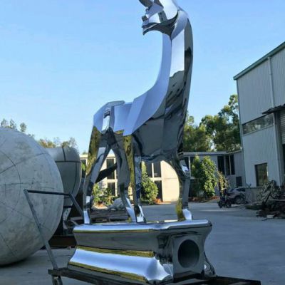 不锈钢抽象马雕塑 动物马镜面效果